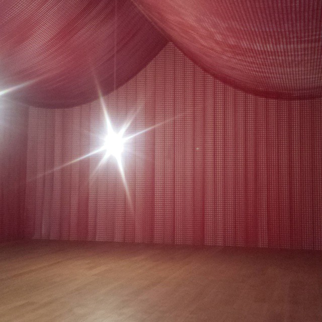 Having a cultured stroll around Whitworth Art Gallery. 
#whitworthartgallery #whitworth #art #gallery #poppy #poppies #red #artist