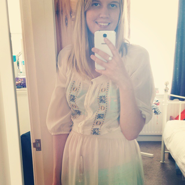 Spotted this beauty in the charity shop today for just 99p and had to buy it! Perfect for wearing over my bikini when I'm on holiday 😍 #charityshopfashion #charityshopbargains #charityshops #charityshop #summer #bikini #beachbodyready #thrifty #holiday #tunisia